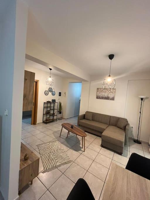 Aura Apartment Янина Екстериор снимка